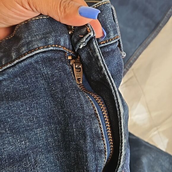 Old Navy Men Distressed Dark Blue Washed Jeans 36×36 - Picture 11 of 16